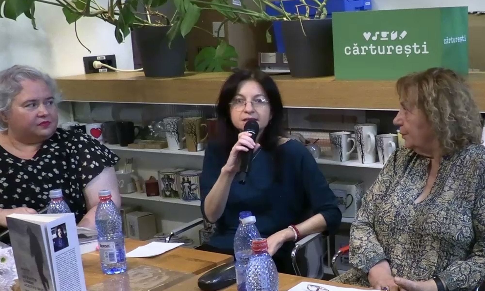 Adina Dinițoiu - Dorica Boltașu - lansarea volumului „Nu suntem oamenii aceleiași epoci. Scene din proza postcomunistă” de Adina Dinițoiu